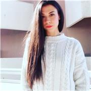 Laureanda in psicologia dei gruppi,delle comunità e delle organizzazioni offre lezioni